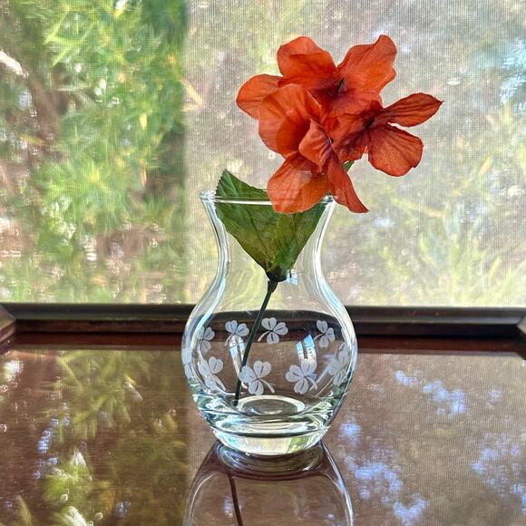 Vintage Etched Crystal Clear Glass Bud Vase with Clover Shamrocks – 4.5”H - Picture 8 of 10